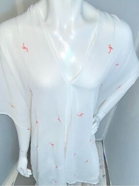 Xhilaration kimono, white with pink flamingos, V-neck